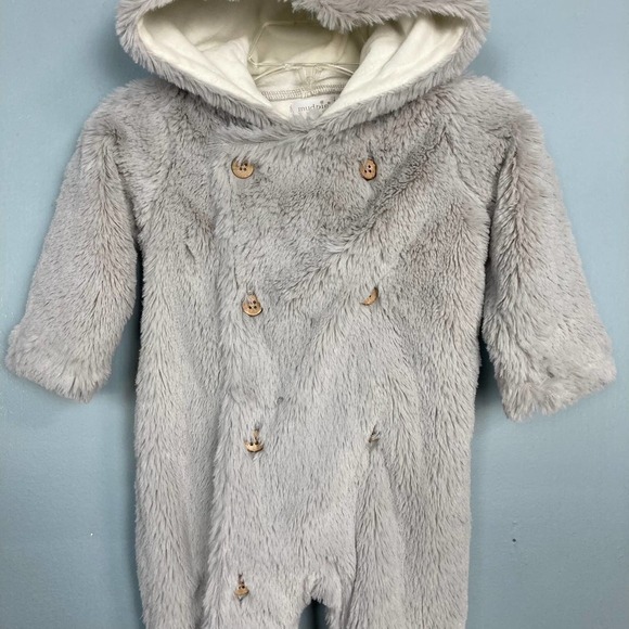MUD Pie Size Soft Silky Gray Teddy Bear Snowsuit Wooden Buttons Size 0-6 mos - Picture 3 of 12